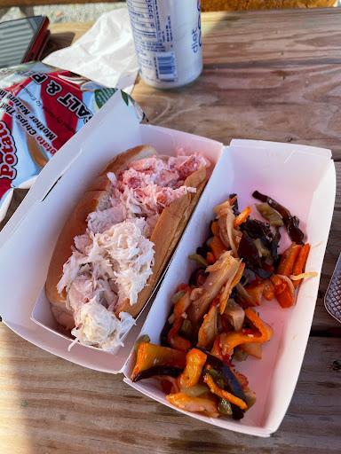 Seafood Market «Dorr Lobster Seafood Market», reviews and photos, 372 Shore Rd, Ellsworth, ME 04605, USA