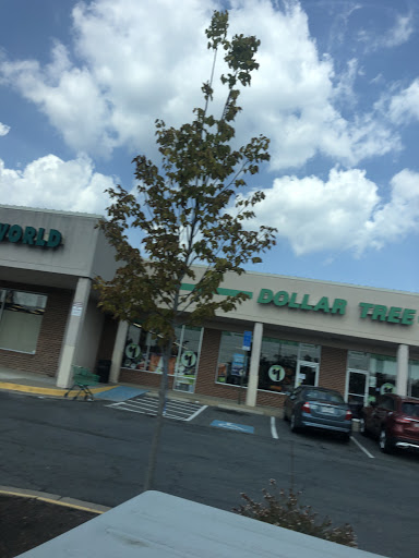 Shopping Mall «Pines Shopping Center», reviews and photos, 650 Elden St, Herndon, VA 20170, USA