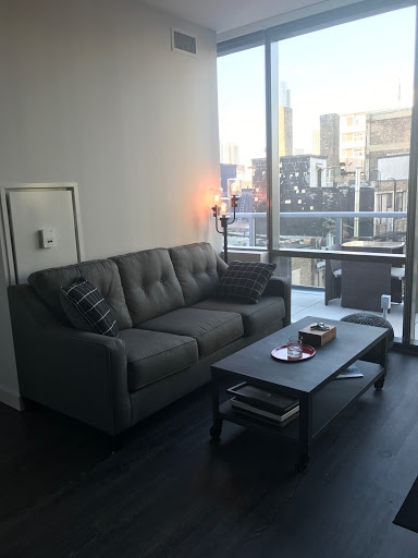 Furniture Store «Far Below Retail Furniture & Mattress», reviews and photos, 919 N Larrabee St, Chicago, IL 60610, USA