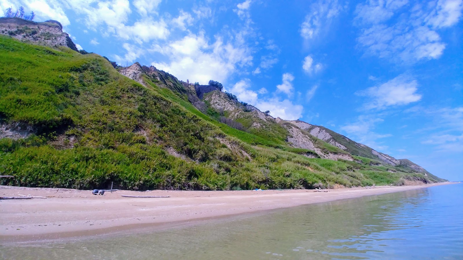 Foto di Spiaggia di Fiorenzuola di Focara - luogo popolare tra gli intenditori del relax