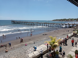La Libertad beach'in fotoğrafı düz ve uzun ile birlikte