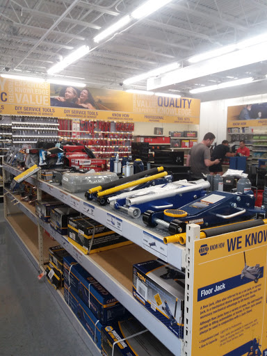 Auto Parts Store «NAPA Auto Parts - Genuine Parts Company», reviews and photos, 9250 NW 58th St, Doral, FL 33178, USA
