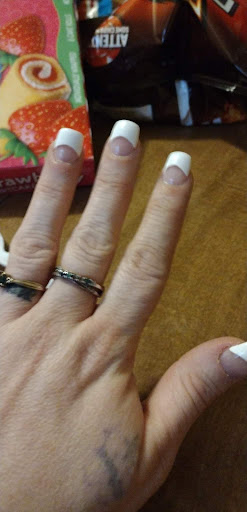 Nail Salon «Le Nails Salon», reviews and photos, 23513 US-23, Circleville, OH 43113, USA