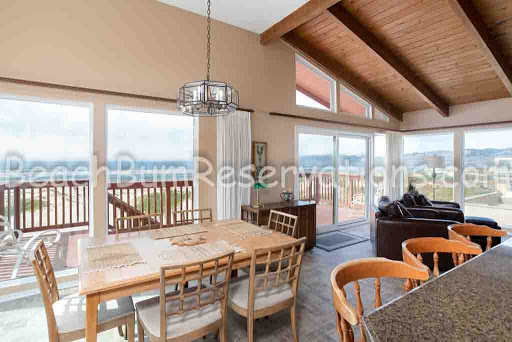 Vacation Home Rental Agency «Beach Bum Holiday Rentals», reviews and photos, 702 Dolliver St, Pismo Beach, CA 93449, USA
