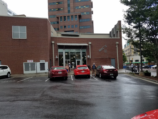 Liquor Store «Mac’s Beer And Wine», reviews and photos, 21 Peachtree Pl NW, Atlanta, GA 30309, USA