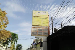 Klinik Kumala image