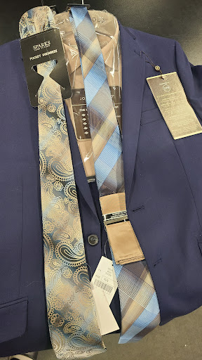 Clothing Store «K&G Fashion Superstore», reviews and photos, 3001 W Cheltenham Ave, Wyncote, PA 19095, USA