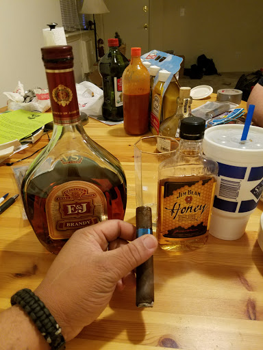 Liquor Store «Court Liquors», reviews and photos, 146 West End Ct, Long Branch, NJ 07740, USA