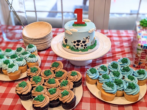 Bakery «Three Sisters Cake Shop», reviews and photos, 1 Washington St, Dover, NH 03820, USA