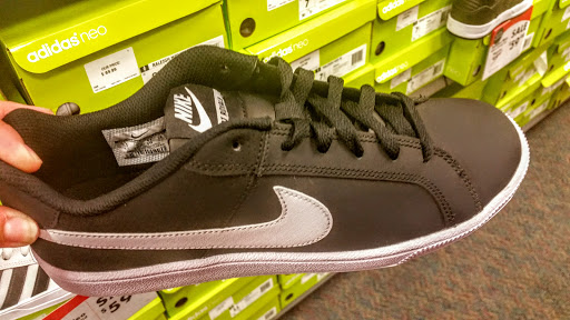 Shoe Store «Shoe Carnival», reviews and photos, 1137 Cortez Rd W, Bradenton, FL 34207, USA