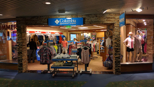 Columbia Sportswear Portland Airport Store, 7000 NE Airport Way #1795, Portland, OR 97218, USA, 