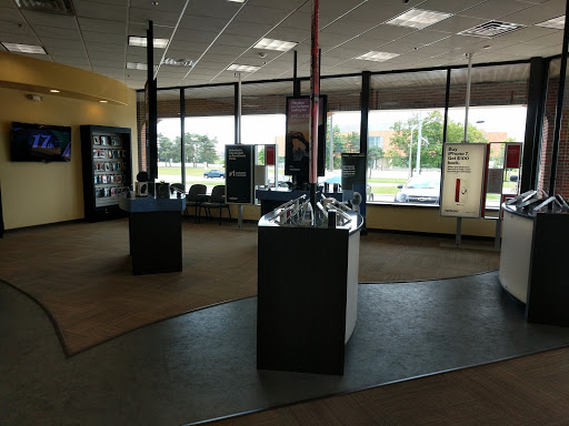 Verizon Wireless Authorized Retailer - TEAM Wireless Auburn Hills image 4