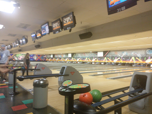 Bowling Alley «Jax Lanes Grove Park», reviews and photos, 8720 Beach Blvd, Jacksonville, FL 32216, USA