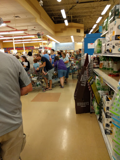 Grocery Store «Hannaford Supermarket», reviews and photos, 107 Wells Plaza, Wells, ME 04090, USA