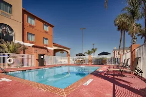 Best Western Orange Inn & Suites image
