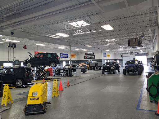 Car Dealer «Palmen Motors Dodge Chrysler Jeep Ram», reviews and photos, 5431 75th St, Kenosha, WI 53142, USA