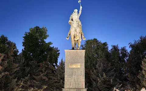 Michael the Brave Statue image