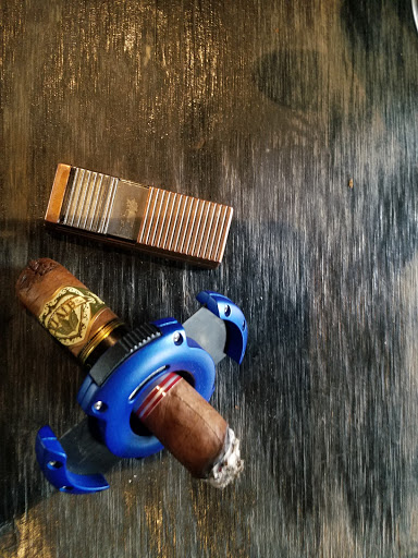 Cigar Shop «Up In Smoke Fine Cigars», reviews and photos, 91 Berlin Rd, Cromwell, CT 06416, USA