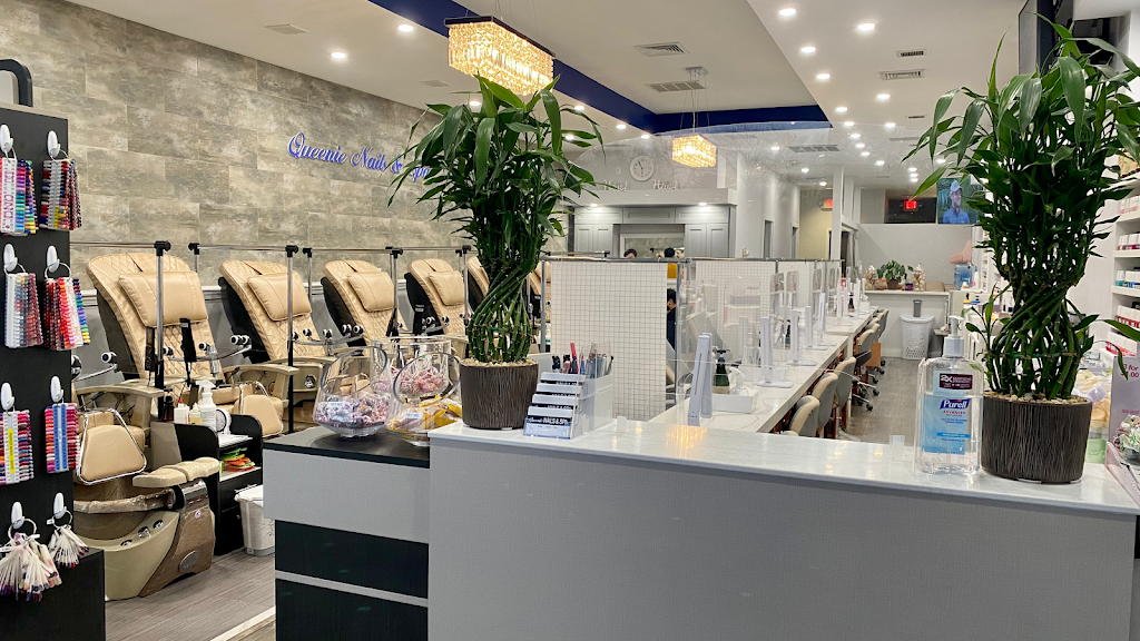 Queenie Nails & Spa 02090