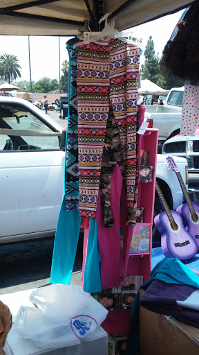 Drive-in Movie Theater «Rubidoux Drive-In Theatre and Swap Meet», reviews and photos, 3770 Opal St, Riverside, CA 92509, USA