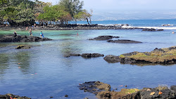 Photo de Leleiwi Beach avec un rivage spacieux