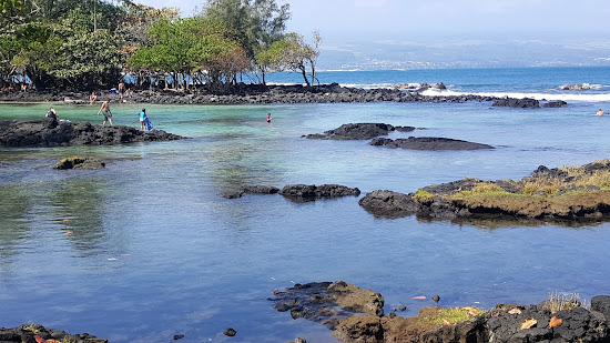 Leleiwi Beach