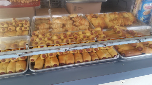 Donut Shop «Kountry Donuts», reviews and photos, 102 S Main St, Grapevine, TX 76051, USA