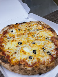 Plats et boissons du Pizzas à emporter Dolce & Pizza à Ferney-Voltaire - n°1