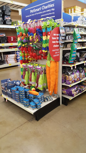 Pet Supply Store «PetSmart», reviews and photos, 5465 Dressler Rd NW, North Canton, OH 44720, USA