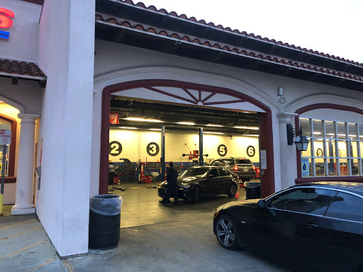 Auto Parts Store «Pep Boys Auto Parts & Service», reviews and photos, 1800 Artesia Blvd, Redondo Beach, CA 90278, USA