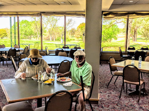 Golf Club «Shawnee Country Club - GreatLife Golf & Fitness», reviews and photos, 913 SE 29th St, Topeka, KS 66605, USA
