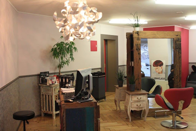 Rezensionen über Sonja Walker's Haarmacherei in Luzern - Friseursalon