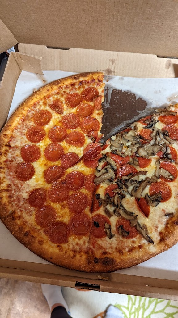 Tommy's Brother's Sub Shop 44481