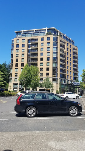 Shopping Mall «Uptown Shopping Center», reviews and photos, 2364 W Burnside St, Portland, OR 97210, USA