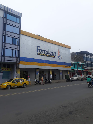 Fortaleza Supercomisariato - La Mana