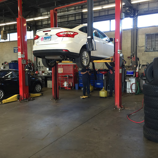Ford Dealer «Mitchell Selig Ford», reviews and photos, 801 Bloomfield Ave, Windsor, CT 06095, USA