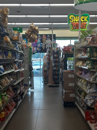 Dollar Store «Dollar Tree», reviews and photos, 429 Indiana Ave, New Castle, IN 47362, USA