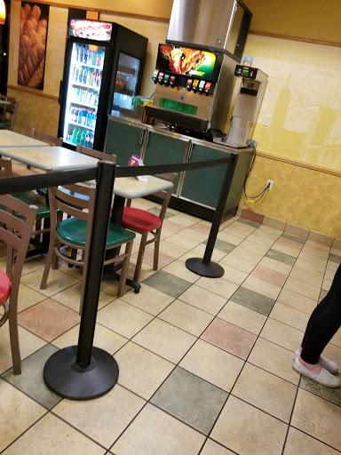Restaurant «SUBWAY®Restaurants», reviews and photos, 2742 W State St Ste 2, Bristol, TN 37620, USA