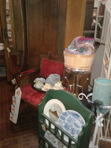 Antique Store «Rancho Coop», reviews and photos, 5685 Main St, Oakley, CA 94561, USA