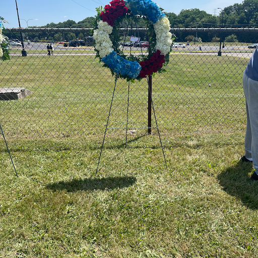 Florist «Just For You Flowers & Gifts (Same Day Delivery)», reviews and photos, 14 Washington St, Morristown, NJ 07960, USA