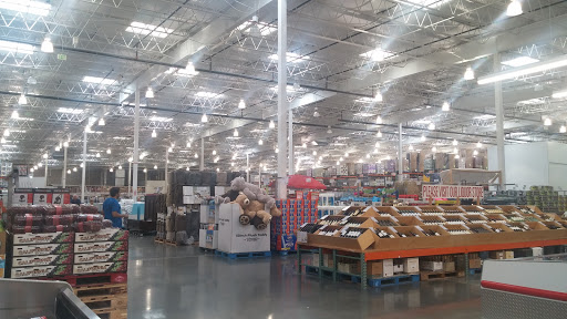 Warehouse store «Costco Wholesale», reviews and photos, 10088 Gulf Center Dr, Fort Myers, FL 33913, USA
