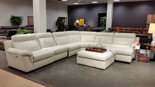 Shopping Mall «Westland Shopping Center», reviews and photos, 35000 Warren Rd, Westland, MI 48185, USA