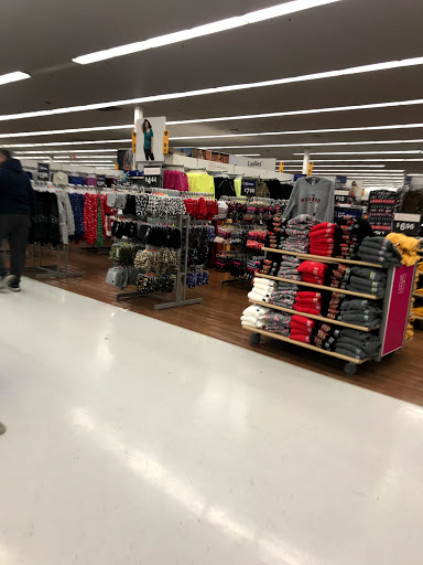 Discount Store «Walmart», reviews and photos, 651 Main St, Harleysville, PA 19438, USA