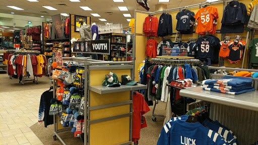 Sporting Goods Store «SCHEELS», reviews and photos, 101 Jordan Creek Pkwy #4000, West Des Moines, IA 50266, USA