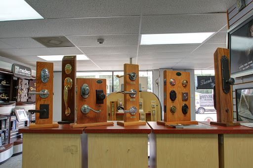 Locksmith «Affordable Lock & Security Solutions - Tampa», reviews and photos, 13908 N Florida Ave, Tampa, FL 33613, USA