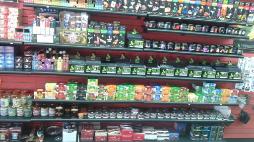 Tobacco Shop «Tobacco &more smoke & vape shop», reviews and photos, 11924 Seminole Blvd, Largo, FL 33778, USA