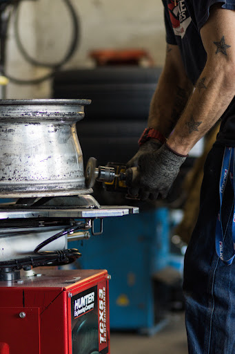 Auto Repair Shop «Burke Tire & Auto Repair (S Dover Store)», reviews and photos, 1300 S Dupont Hwy, Dover, DE 19901, USA