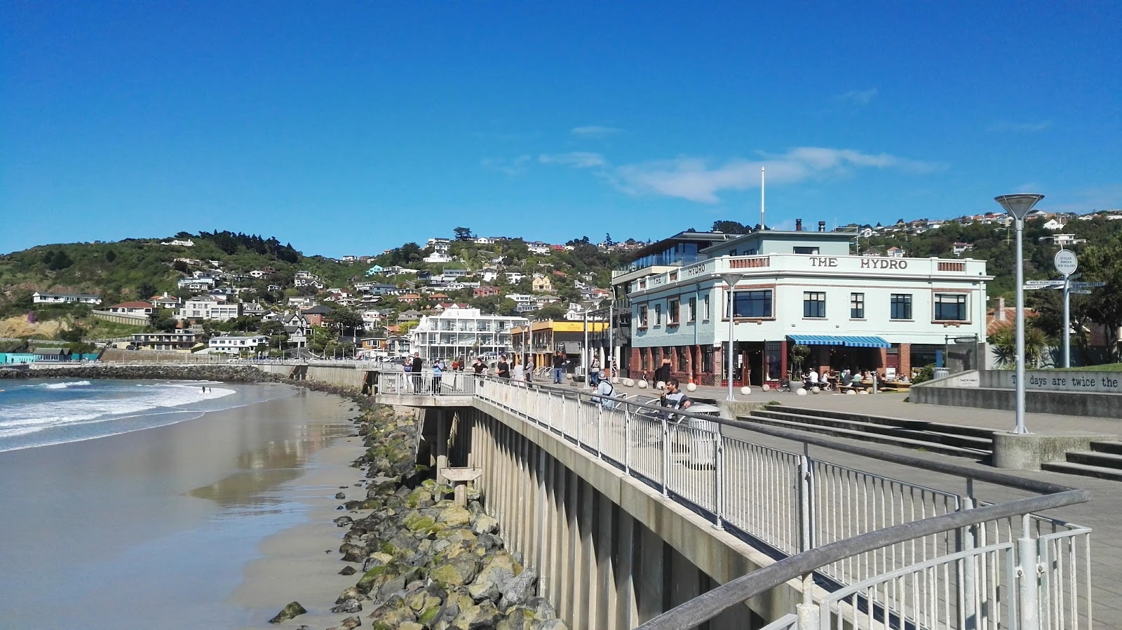 Saint Clair Beach'in fotoğrafı - rahatlamayı sevenler arasında popüler bir yer