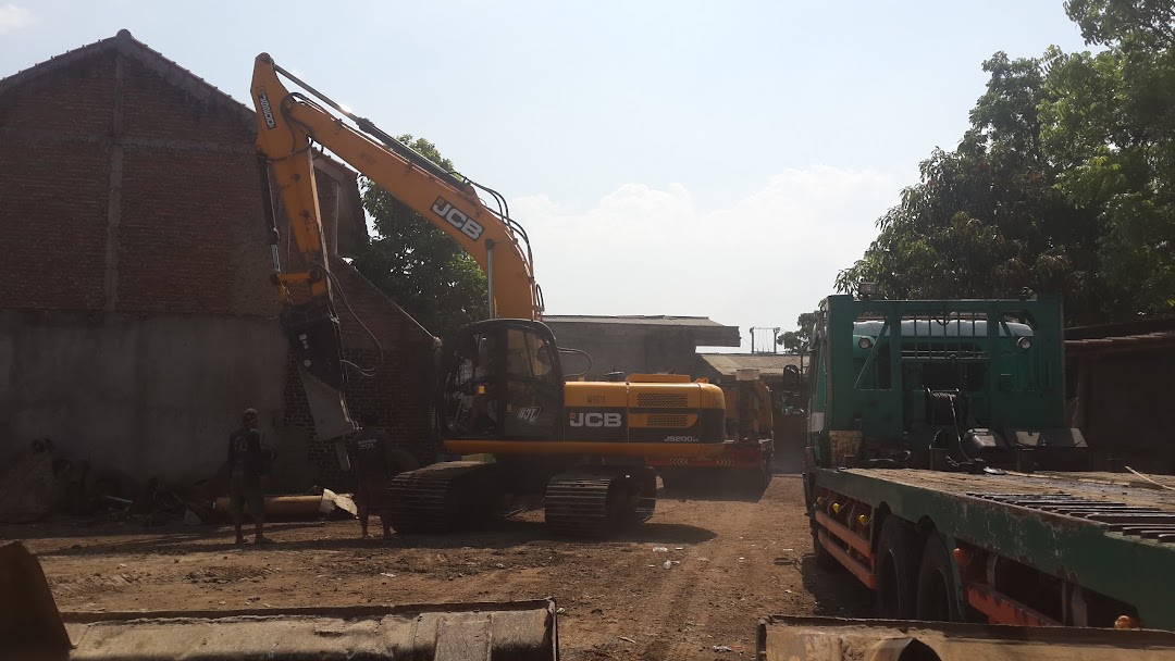 Rajawali Project Heavy Equipment & Dump Truck Rental