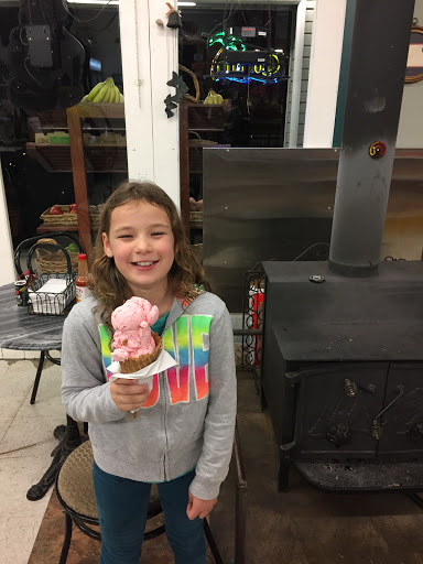 Grocery Store «Union Country Store», reviews and photos, 5130 WA-106, Union, WA 98592, USA